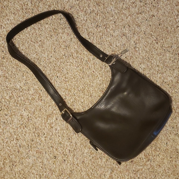 Coach Handbags - Vintage Coach saddle bag